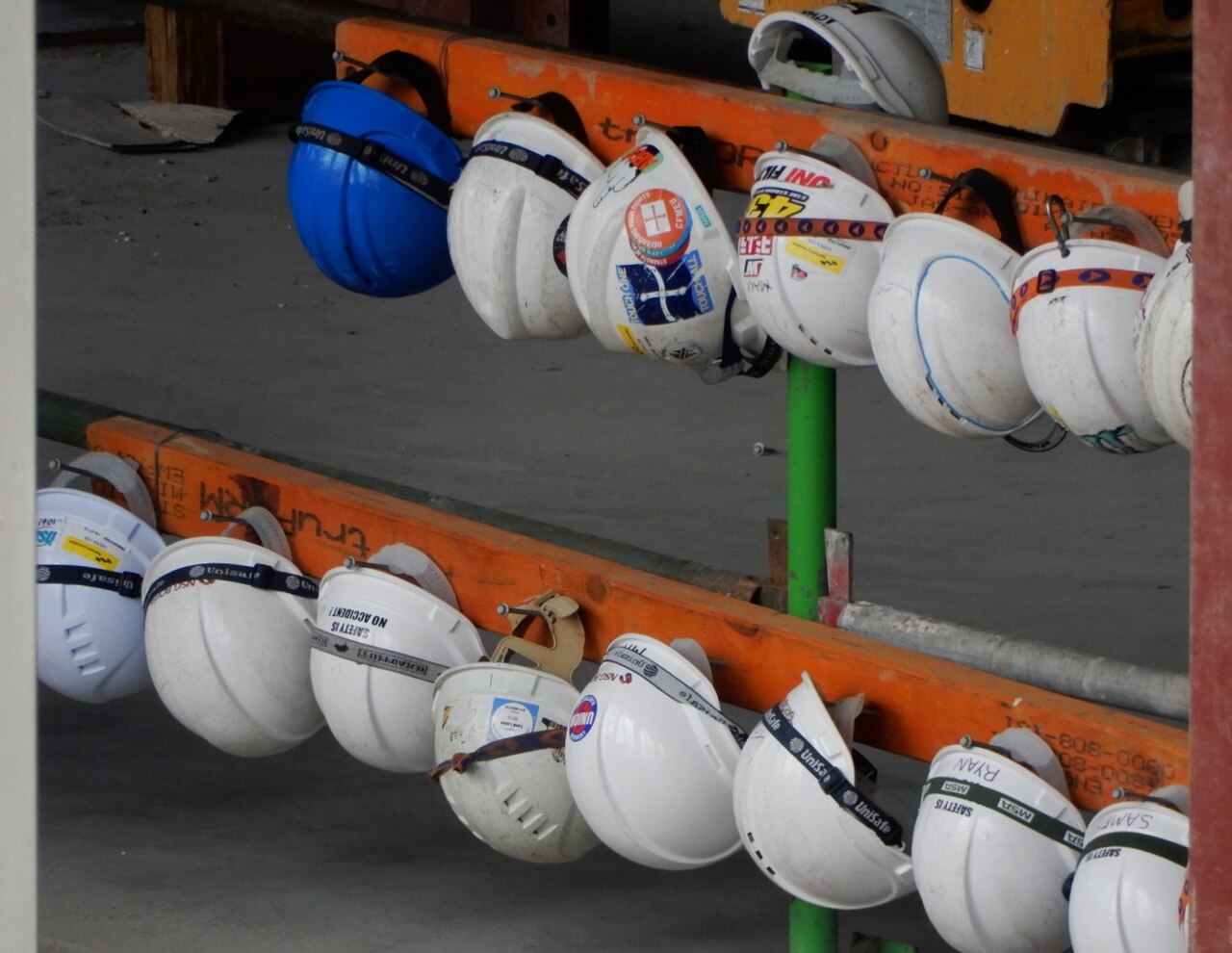 Vinç ve forklift iş güvenliği: saha kontrol listesi